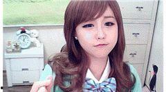 女主播恶搞邪恶图片,引发网友热议与反思